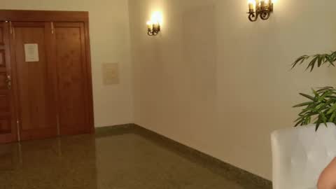 Roxi online show from October 30, 6:49 am