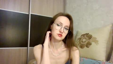 Snapshot of roxxywharton chatting on February 16, 6:10 am Roxxy Wharton online show from February 16, 6:10 am