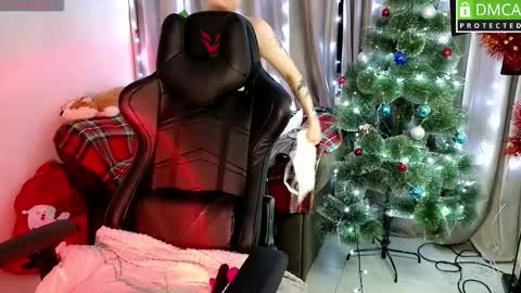 Roxy fiery online show from December 20, 2:15 am