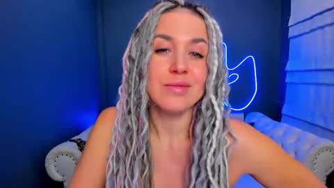 Roxy online show from February 3, 2:53 am