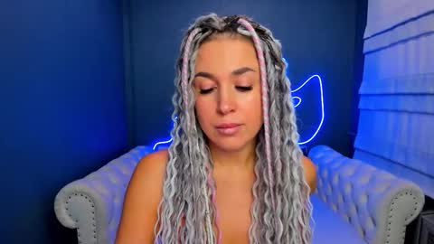 Roxy online show from October 18, 2:25 am