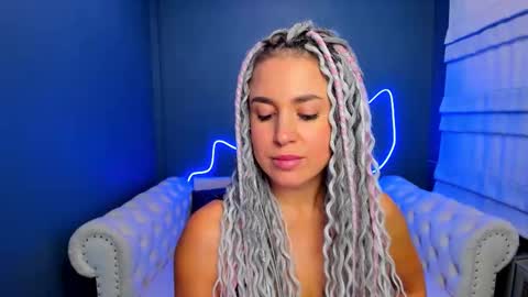 Roxy online show from October 17, 2:15 am