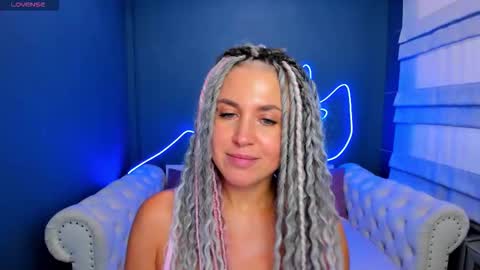 Roxy online show from March 28, 8:36 am