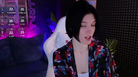 roxy_riot_ online show from October 23, 1:33 am