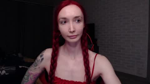 Roxy online show from May 22, 9:46 pm