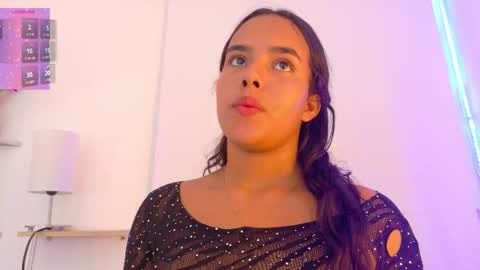 roxy_stone1 online show from October 21, 9:52 pm