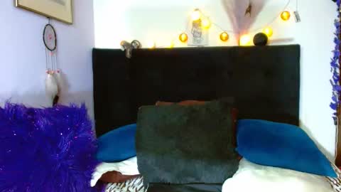   online show from April 9, 6:19 am