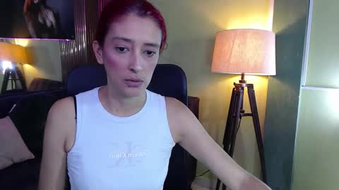 ruby_your_milf online show from February 16, 7:58 pm