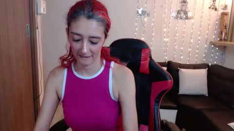 ruby_your_milf online show from December 15, 7:30 pm