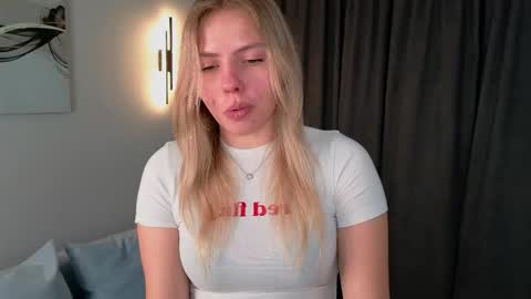 Sonya online show from January 11, 3:28 pm