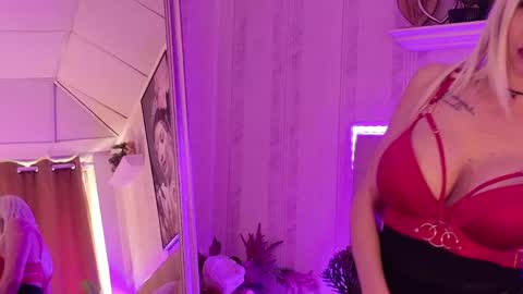  Ruby Divine online show from May 17, 10:36 am