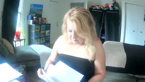 Call me Ruby online show from October 6, 3:29 pm