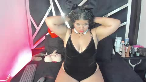 rubyxht online show from May 20, 12:46 pm