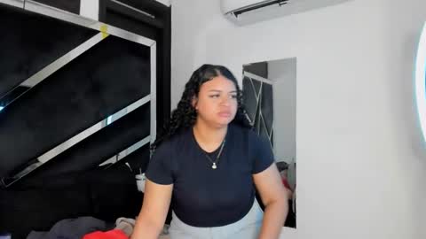 rubyxht online show from February 3, 12:43 pm