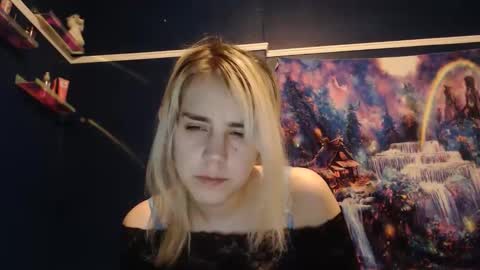 rubyy_nicolee online show from November 12, 8:34 am