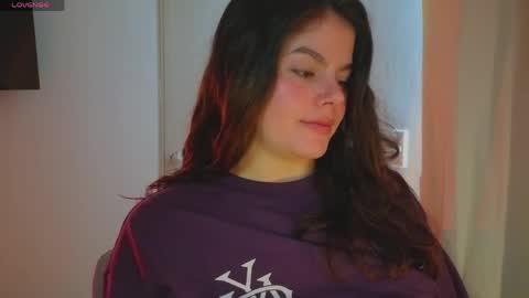 Lorenn online show from May 19, 9:11 pm