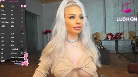 Ava online show from December 22, 8:47 pm