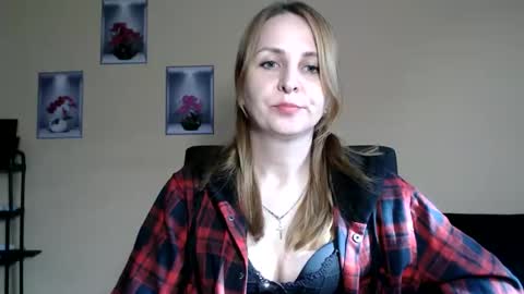 Ruth online show from May 11, 3:29 pm