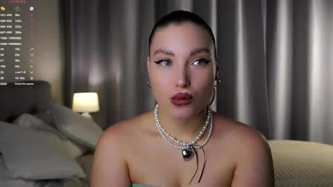 Emma online show from September 23, 1:31 pm