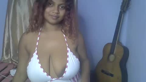 rywanna online show from May 22, 7:01 pm