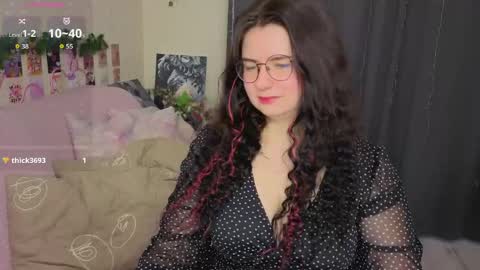 Kate online show from May 26, 6:40 pm