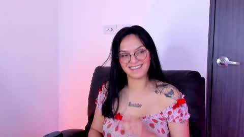 Val online show from May 21, 5:27 am
