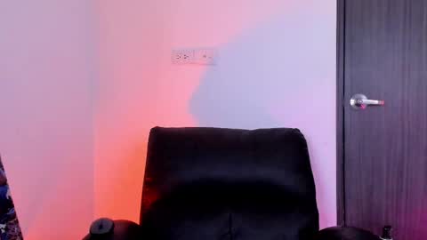 Val online show from May 15, 5:22 am