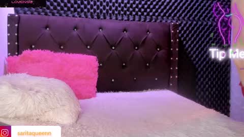 Snapshot of saara__queen chatting on January 18, 4:15 am saara__queen online show from January 18, 4:15 am