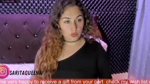 Snapshot of saara__queen chatting on February 22, 12:05 am saara__queen online show from February 22, 12:05 am
