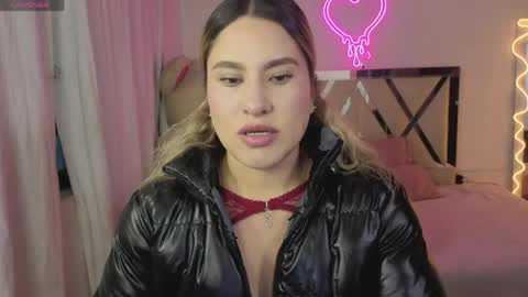 saaya_tay online show from May 11, 3:19 am