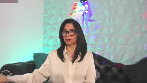 Snapshot of sabinadeluxe_cg chatting on September 11, 2:06 pm sabinadeluxe_cg online show from September 11, 2:06 pm