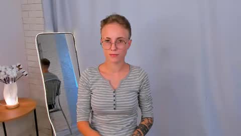 Maya online show from September 23, 9:40 am