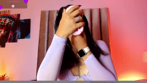    online show from October 3, 12:32 pm