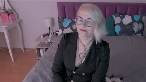 Sabrina MacMarren online show from January 23, 6:24 pm