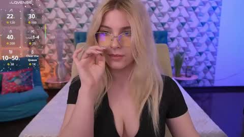 Sabrina online show from May 17, 11:20 am
