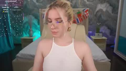 Sabrina online show from July 11, 6:35 am