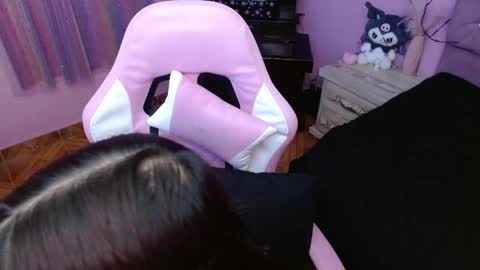 sabrinapaulson online show from May 12, 9:54 pm