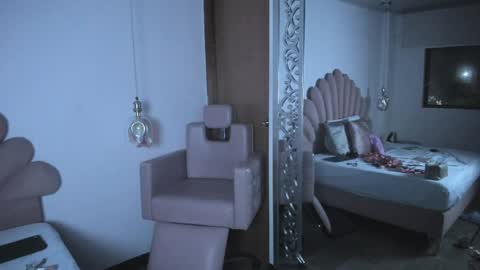 Sabrina Vantress online show from May 19, 1:56 am