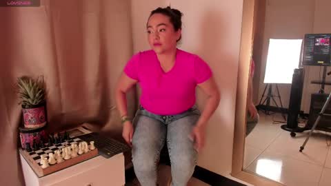 Sabrina Vantress online show from April 4, 5:50 am