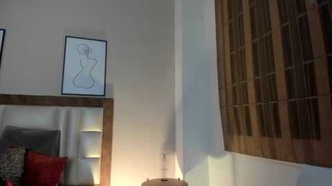Sabrina Warren online show from January 28, 12:00 pm