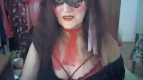 SabrinaXlovess online show from November 17, 5:24 pm