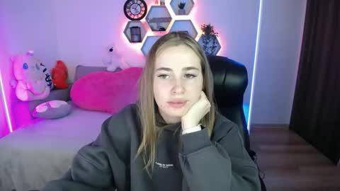 Sabrina Violet online show from May 11, 8:05 am