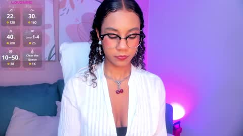 Sophie online show from December 23, 3:01 pm