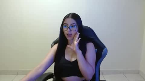 Sahaliefox  online show from May 15, 12:49 am