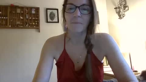 Snapshot of sahmilf chatting on February 13, 5:22 pm Lelo online show from February 13, 5:22 pm