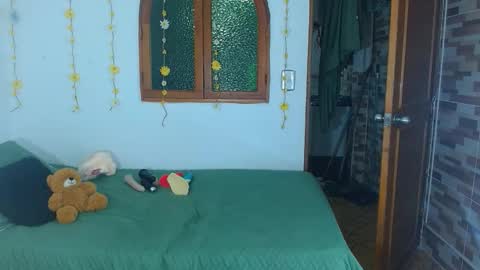 crisma online show from November 5, 10:59 pm