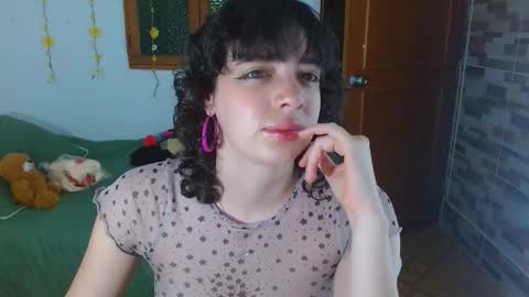 crisma online show from November 13, 11:15 pm