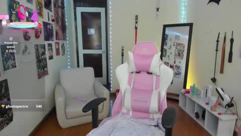 Snapshot of sakura_of chatting on September 9, 1:33 pm sakura_of online show from September 9, 1:33 pm