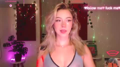 Sakura online show from April 2, 9:51 am