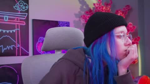 sakurabliss online show from February 3, 8:19 am